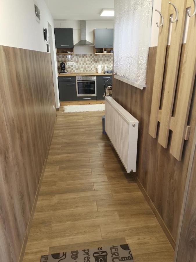 Lili Apartman 哈卡尼 外观 照片