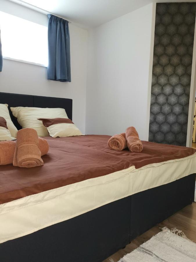 Lili Apartman 哈卡尼 外观 照片