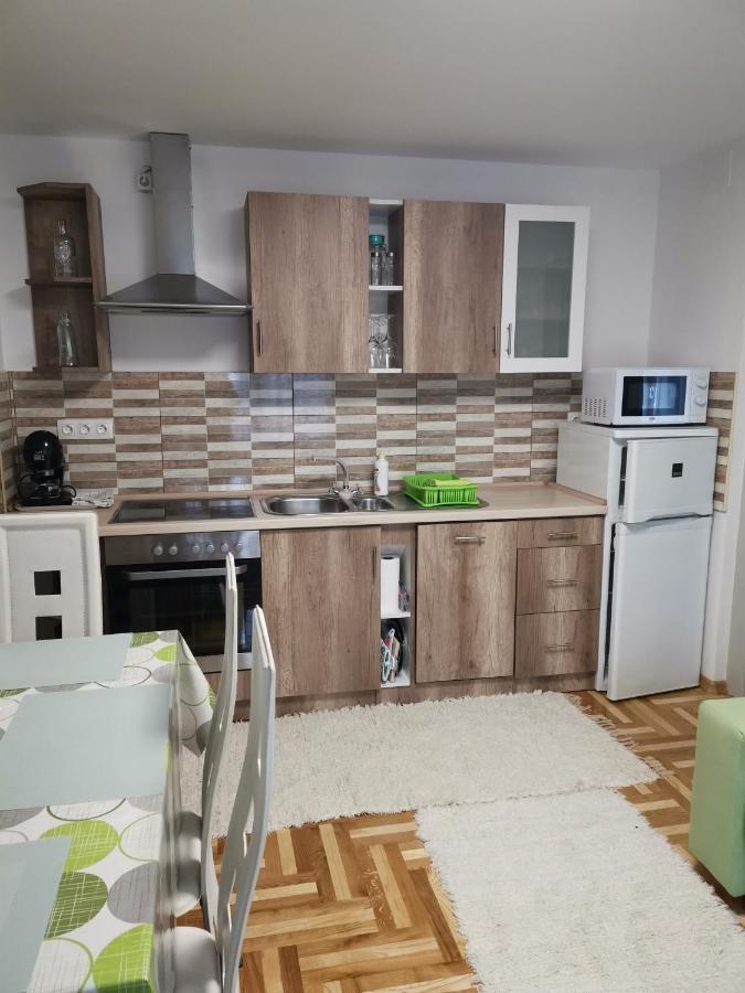 Lili Apartman 哈卡尼 外观 照片