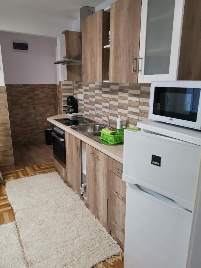 Lili Apartman 哈卡尼 外观 照片