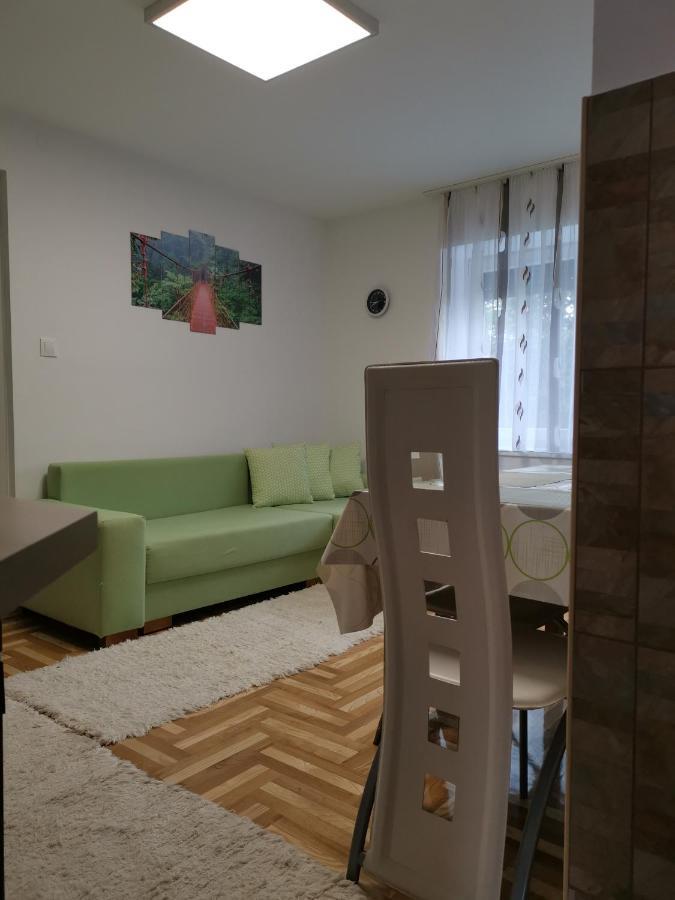 Lili Apartman 哈卡尼 外观 照片
